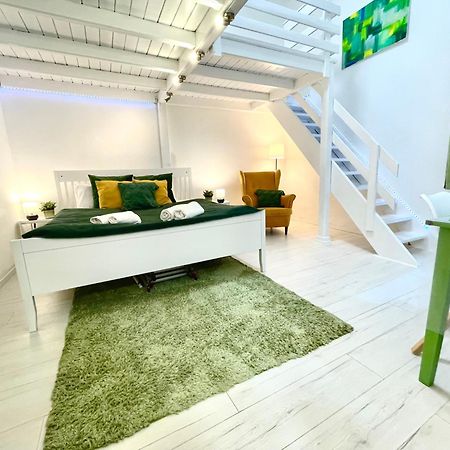 Teresian Apartment Near The Andrassy Street Free Air Conditioner Free Coffee Budapest Bagian luar foto