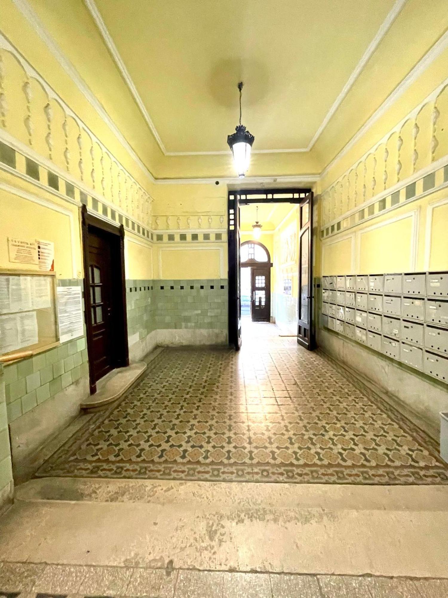 Teresian Apartment Near The Andrassy Street Free Air Conditioner Free Coffee Budapest Bagian luar foto