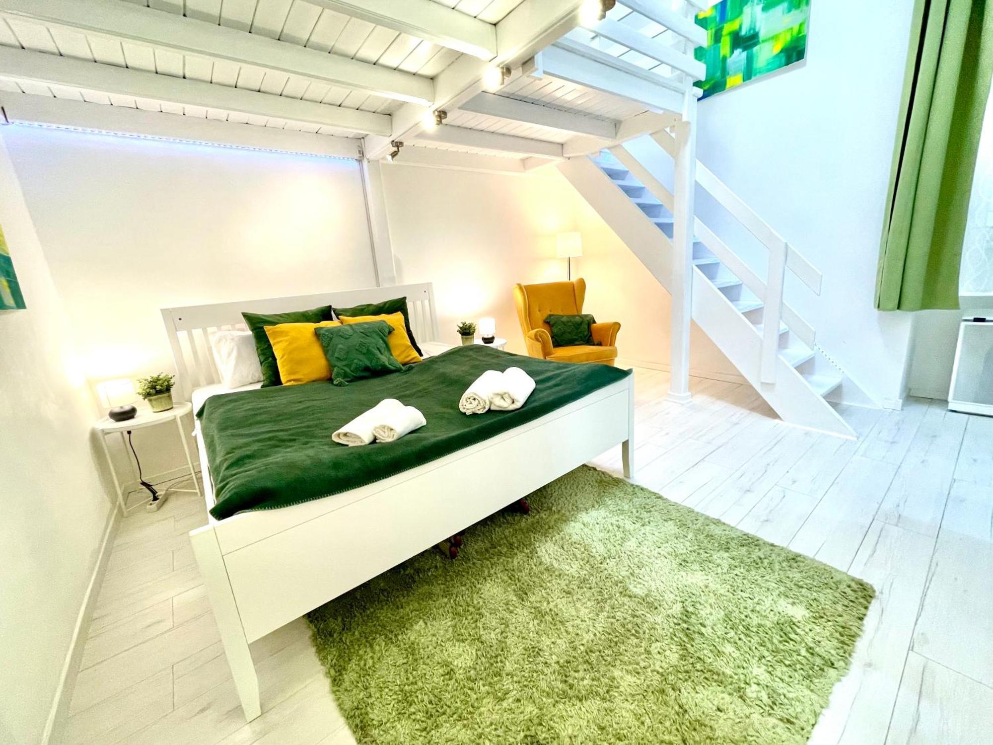 Teresian Apartment Near The Andrassy Street Free Air Conditioner Free Coffee Budapest Bagian luar foto