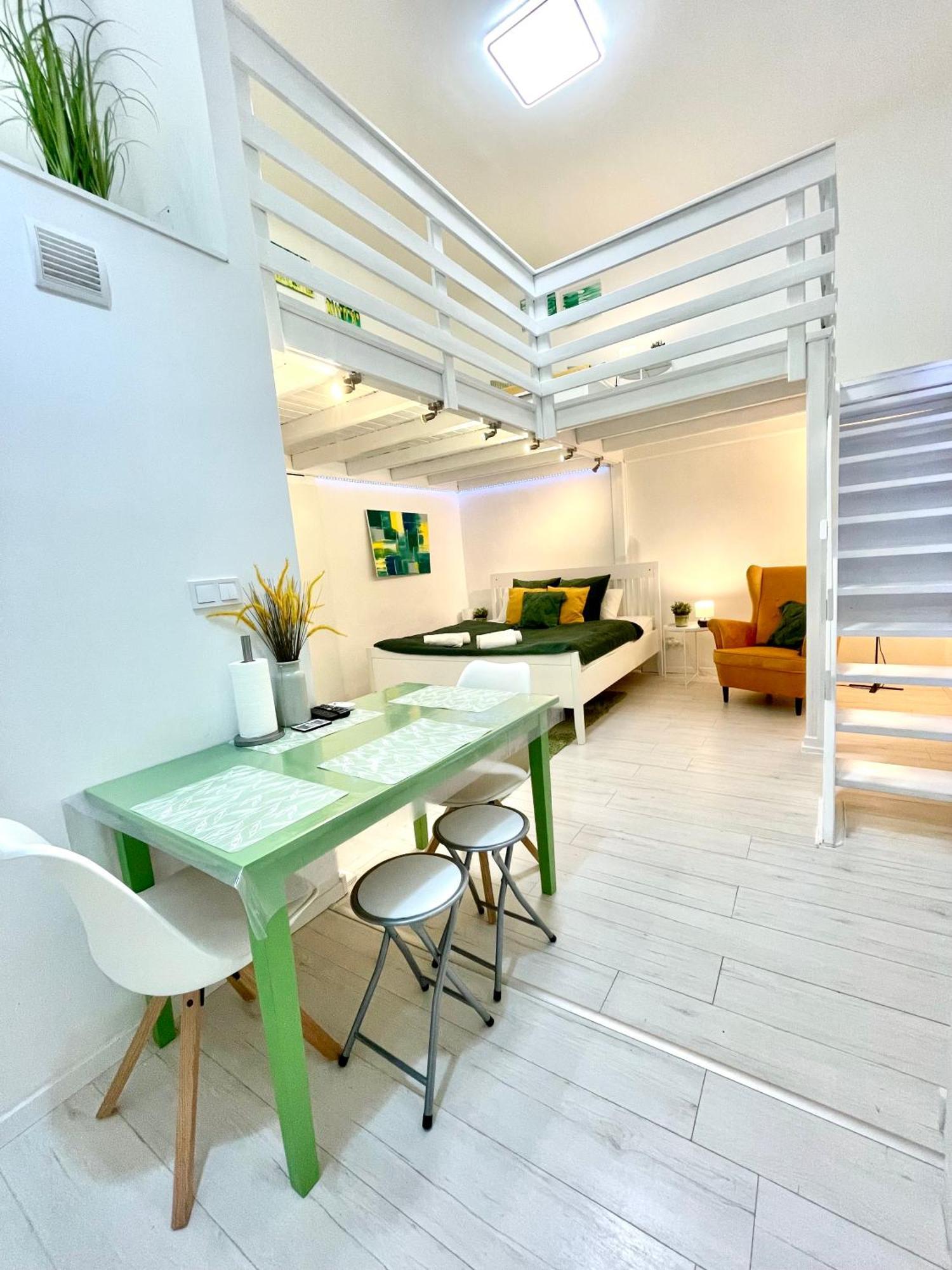 Teresian Apartment Near The Andrassy Street Free Air Conditioner Free Coffee Budapest Bagian luar foto