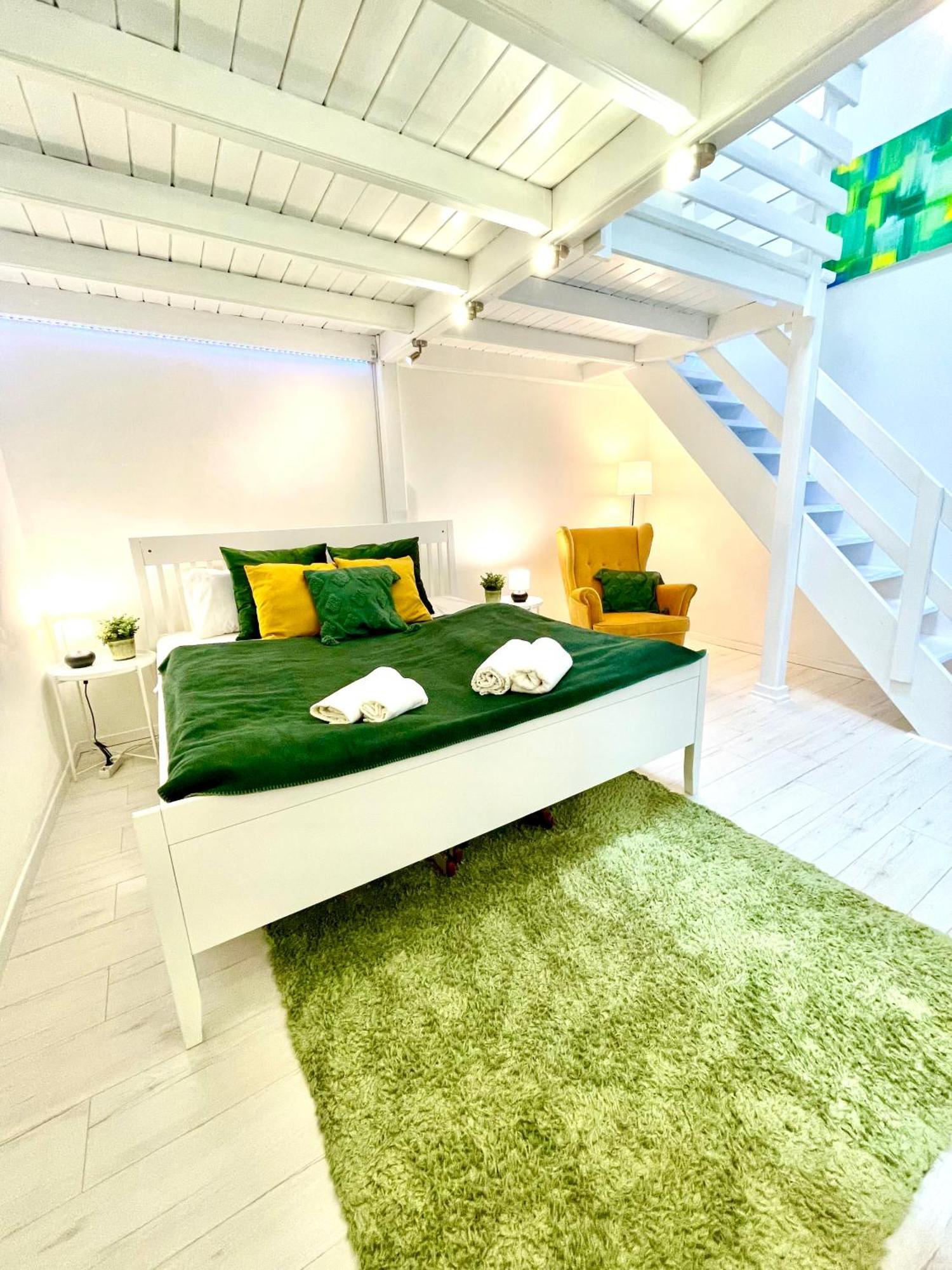 Teresian Apartment Near The Andrassy Street Free Air Conditioner Free Coffee Budapest Bagian luar foto